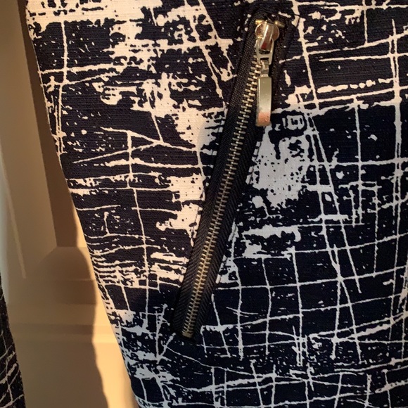 Short Kenar Jacket - Picture 7 of 10